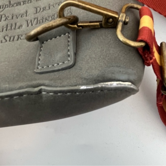 Loungefly RARE Harry Potter Gray Convertible Gryffindor Backpack Hogwarts main image 6